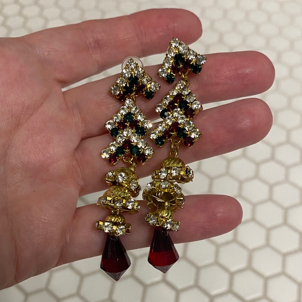 Christmas/Holiday Party 3 inch dangle Costume Jewelry Earrings with red & green
